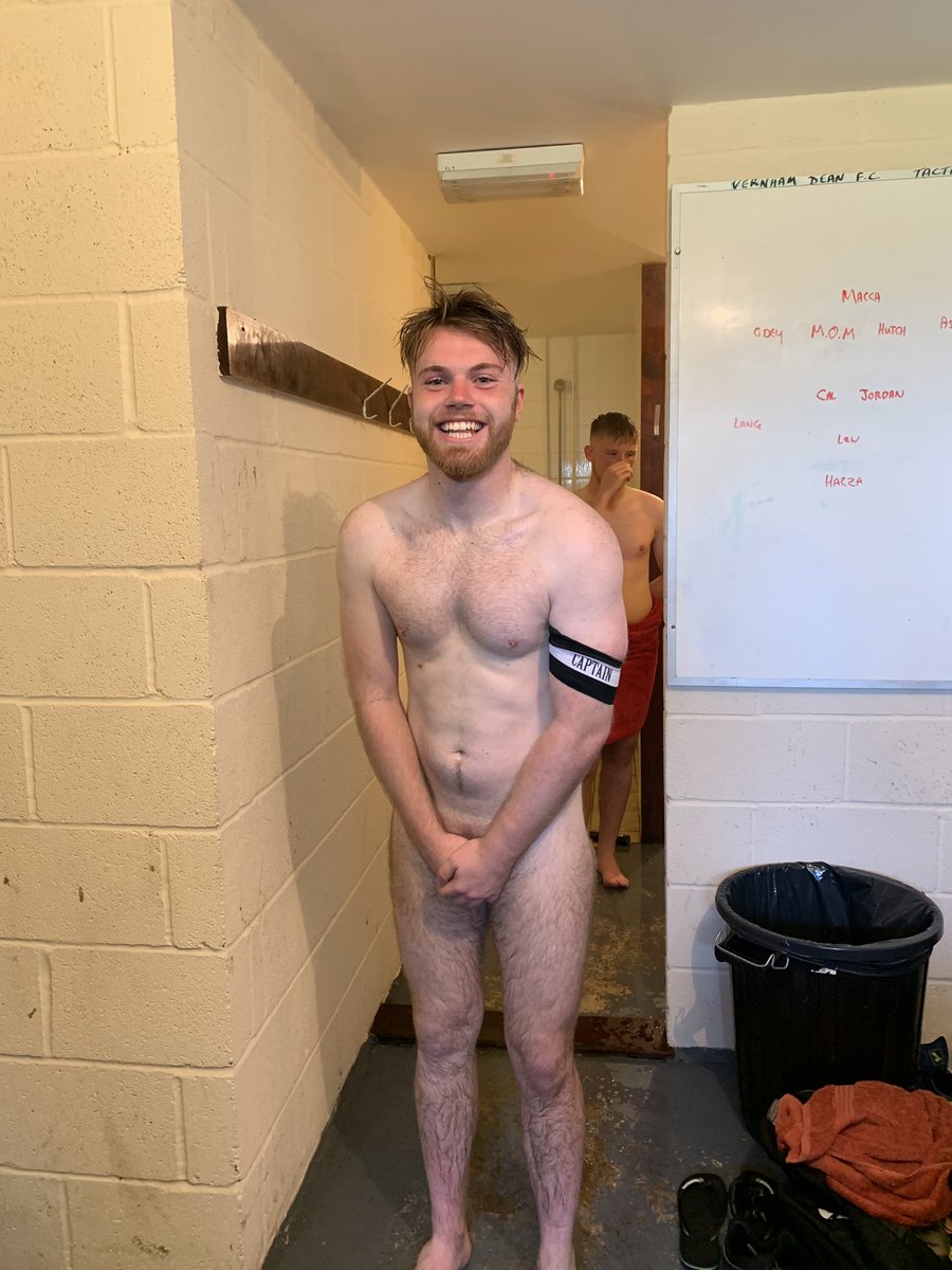 BroughtonFCSun's tweet photo. The club are delighted to announce the re-signing of @McAulie_Stubbs
He join us on a pay-before-you-play deal for the rest of the seasonโ๏ธ
#macback
#2-0georgeyard https://t.co/yW5B5NpZem