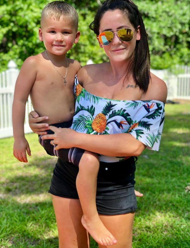 Jenelle Evans: David is Getting Tons of Alone Time with Kaiser! It's Fine! https://t.co/oq5kanyZjU https://t.co/y5r1ZY1f2K