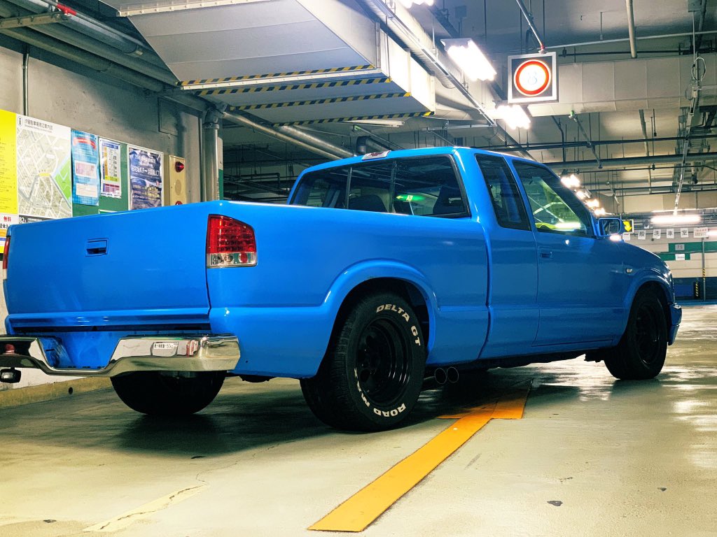 遠藤 翔 車買い替えのため シボレーs10売ります 走行距離8万3000キロ 70 80万くらいで売りたいです 詳しくはdmまで 拡散お願いします S10 売ります 拡散希望