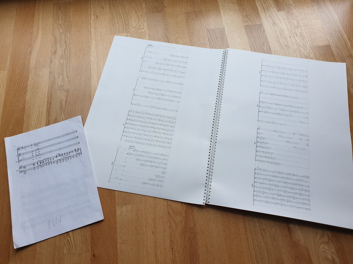 You know the #bbcproms is a big deal when they send you your conducting score and it's... big. Very big.

#Prom66 #JohnLutherAdams @LIGChoir @LPChoir @RoyalAlbertHall
