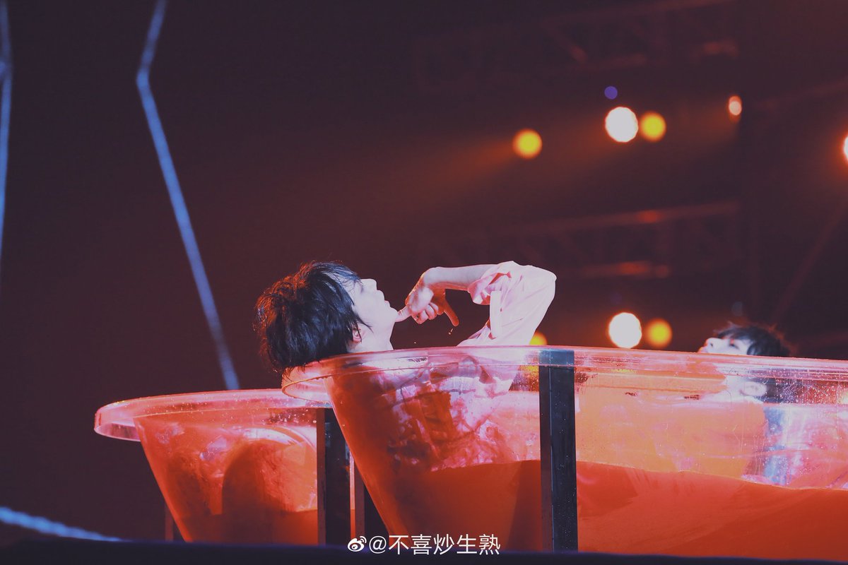 dingchengxin024's tweet photo. #台风少年团 #typhoonteens #丁程鑫   #딩청신  #ディンチェンシン #Dingchengxin #Chengxin #TF家族 #TFFamil
cr:logo 
tonight~ https://t.co/P9lutnm8nQ