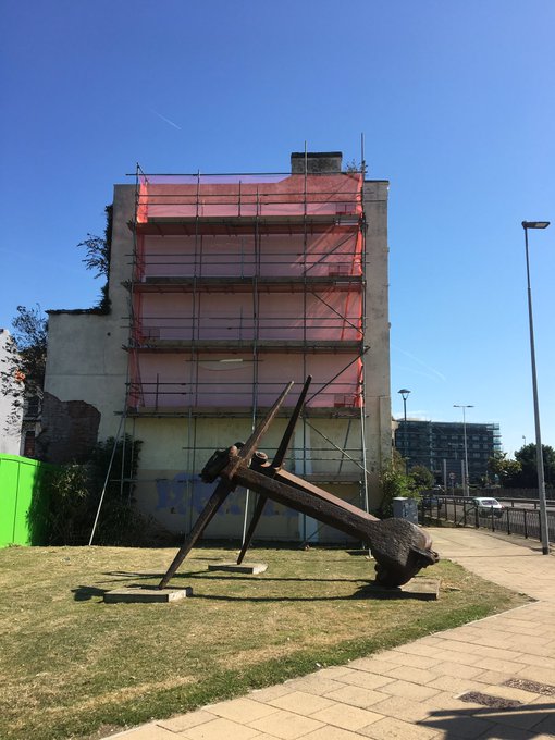 View image on Twitter