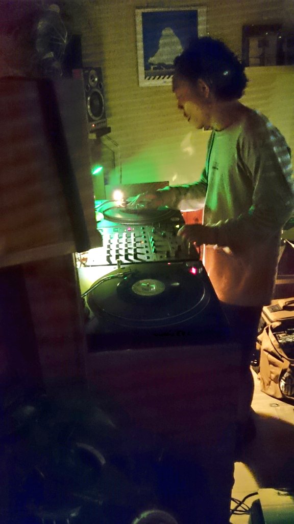 tnktmm's tweet photo. #orizo #freestyleborn #7inchset #player みなさんに #痺れた #かっこいい #楽しい #音楽 #感謝 #ありがとうございました #hotellinx at #howwhat https://t.co/L38YH5D59K