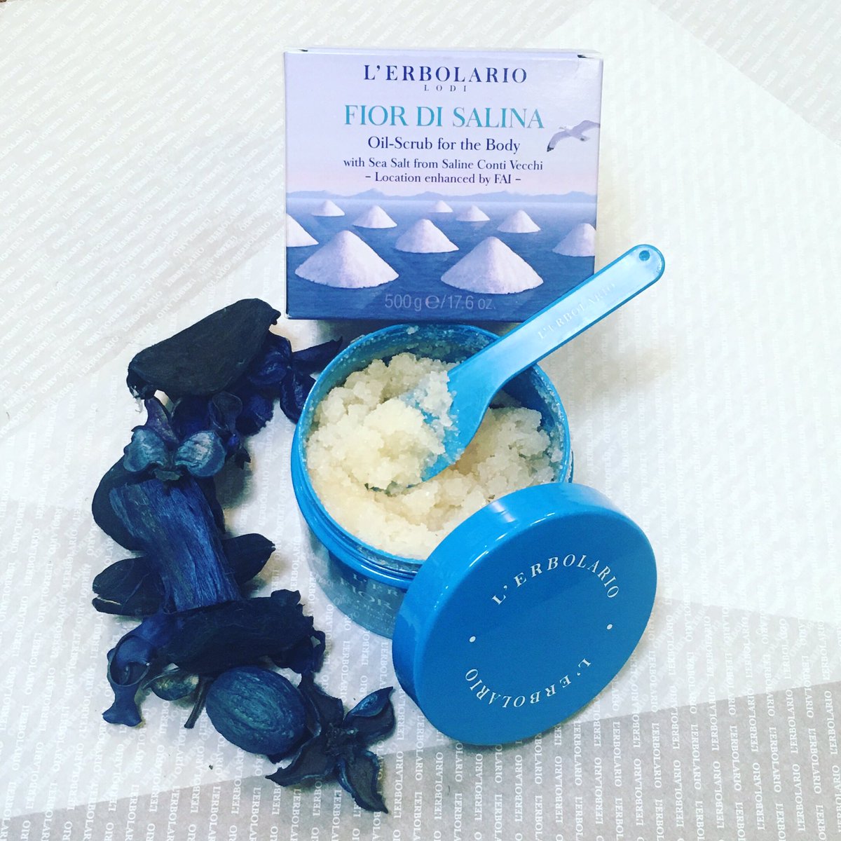 erbolariolondon's tweet photo. 106A Upper Street London N1 1QN https://t.co/bCB0xO2fXN #vegan #crueltyfree #parabenfree #erbolario #onlineshopping #ethicalfashion #italiancosmetics #skincare #plantbased #slsfree #madeinitaly https://t.co/v14TECI7Uo