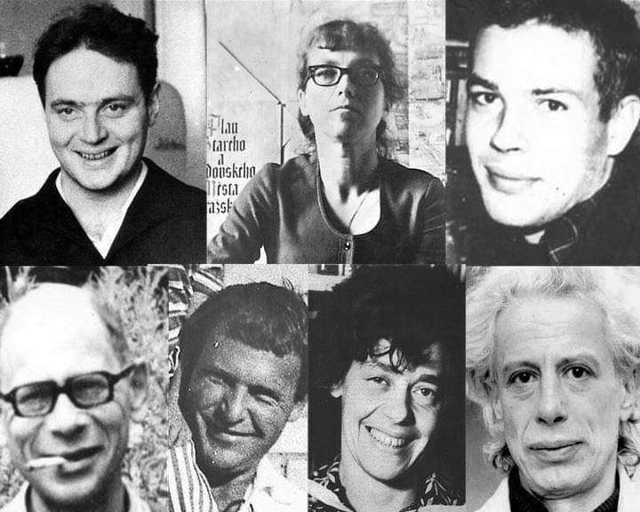 25 августа 1968г. семеро смелых вышли на Красную площадь, протестуя против вторжения СССР в Чехословакию.
Вот их имена: Лариса Богораз, Павел Литвинов, Константин Бабицкий, Наталья Горбаневская, Виктор Файнберг,Вадим Делоне, Владимир Дремлюга.
И их история:mbk.today/suzhet/50-let-…