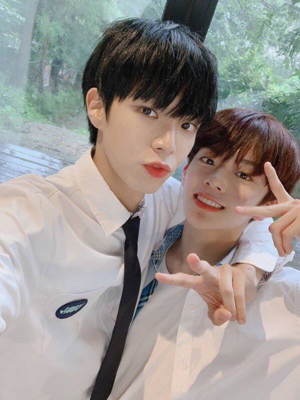 mountinyy's tweet photo. @by_verivery ENG

[#DONGHEON]
Let's go to school Kangmin-aaah~~~ You did well today as well!!!❤️ Our beautiful Verrer😘😘😘
#베리베리 #베러 #VERRER #Sunday #LetsGoToSchool #WayToSchool https://t.co/qsKKbNHJDw
