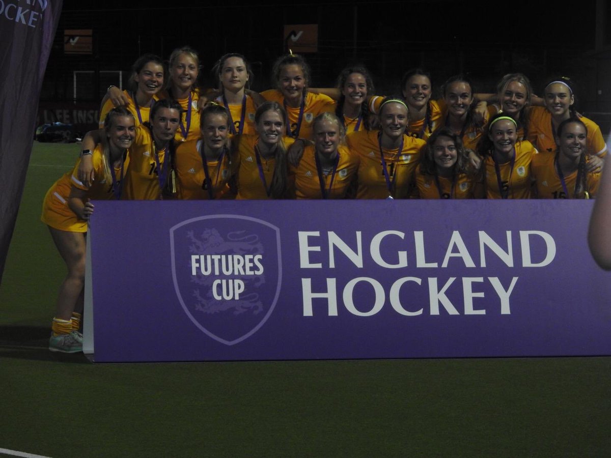 eloiser44283796's tweet photo. Great to come 2nd in the futures final with Saxon U17a thrilling final that ended in shuffles well done girls !! 🥈@eghcacademy @eghockeyclub @STXFH #riseoftheelite #rawhhh #innertiger https://t.co/R0Rw1mhlnO