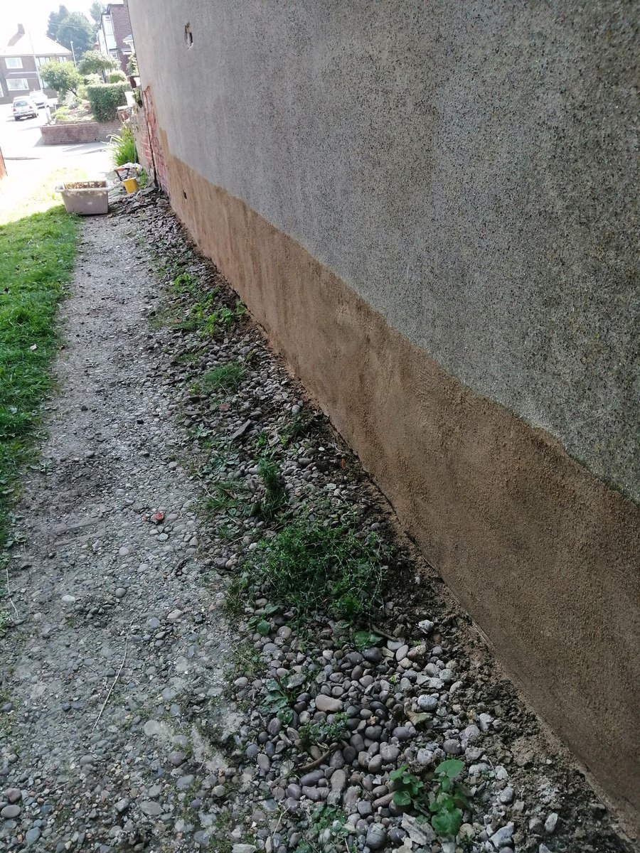 SteveMYorks's tweet photo. Bit of bank Holiday #limerendering.  #historical  #dampproofing never stops.  Hack off the cement, let the wall dry out and use a breathable or (moisture transfereable, as it really is) material and your home will quickly become damp free.  No chemicals, no slurry, no membrane. https://t.co/ehpRfn6Fhu