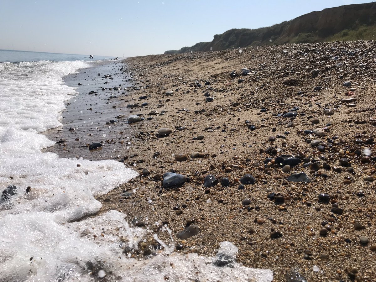 #stunning day in #sunny #Norfolk this truly is Norfolk at its best when the weather is like this. 27 degrees on the coast with a light breeze.😎🌞