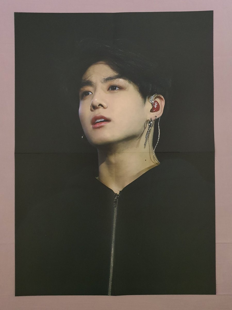 kookie_noona_97's tweet photo. This photobook's name summarizes the quality of photos in it. Perfect. No other word can describe the beauty of your craft, @madein1997_jk님. Thank you so much for taking good photos of our #Jungkook. Also, thank you @97kookiejjang for holding the GO for #PerfectPortrait.💜 https://t.co/3YXq3iVtc4