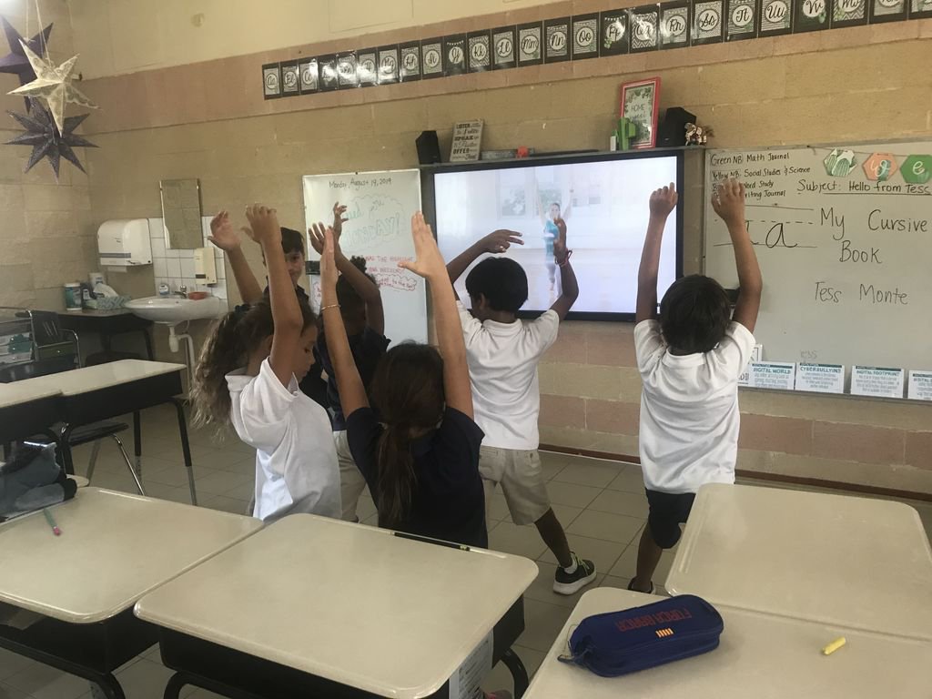 TheresaMonte's tweet photo. A little morning #yoga with @GoNoodle  to get the day going! 

#issedu #isaruba #teacher #thatteacherlife #edchat #classroom #teaching #edtech https://t.co/hvO68ksD7U
