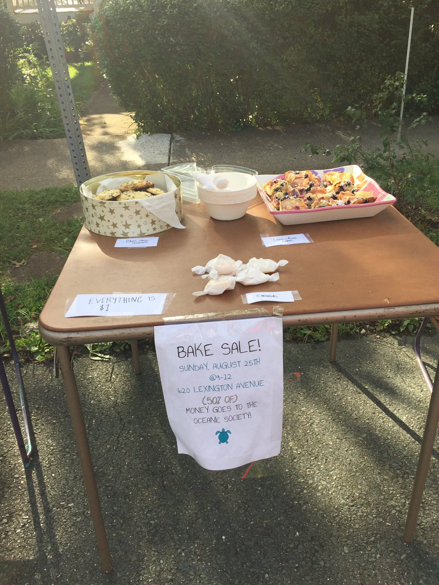 mcaduff1's tweet photo. Bake sale now on Lexington Ave, have a great, support Oceanic Society https://t.co/uPzFKeVuuJ