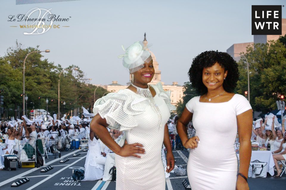 DrEbonyAGrey's tweet photo. Predictions of the future! Two of us in this picture will be in the White House. 😉 @DinerenBlancDC #debdc #debdc19 @EmergeMaryland Sisters with a powerful purpose! #emerge #emergemaryland https://t.co/MejUPjZ1tW