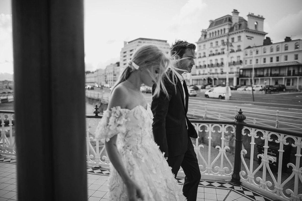 jessicakobeissi's tweet photo. Marzia &amp; Felix 💕 pre-wedding photo session

first shot 35mm 1.4
second shot 24mm 1.4 https://t.co/42PfFNOJu7