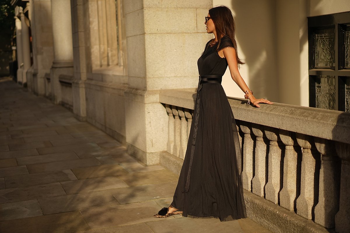 Amanda Wakeley tweet media