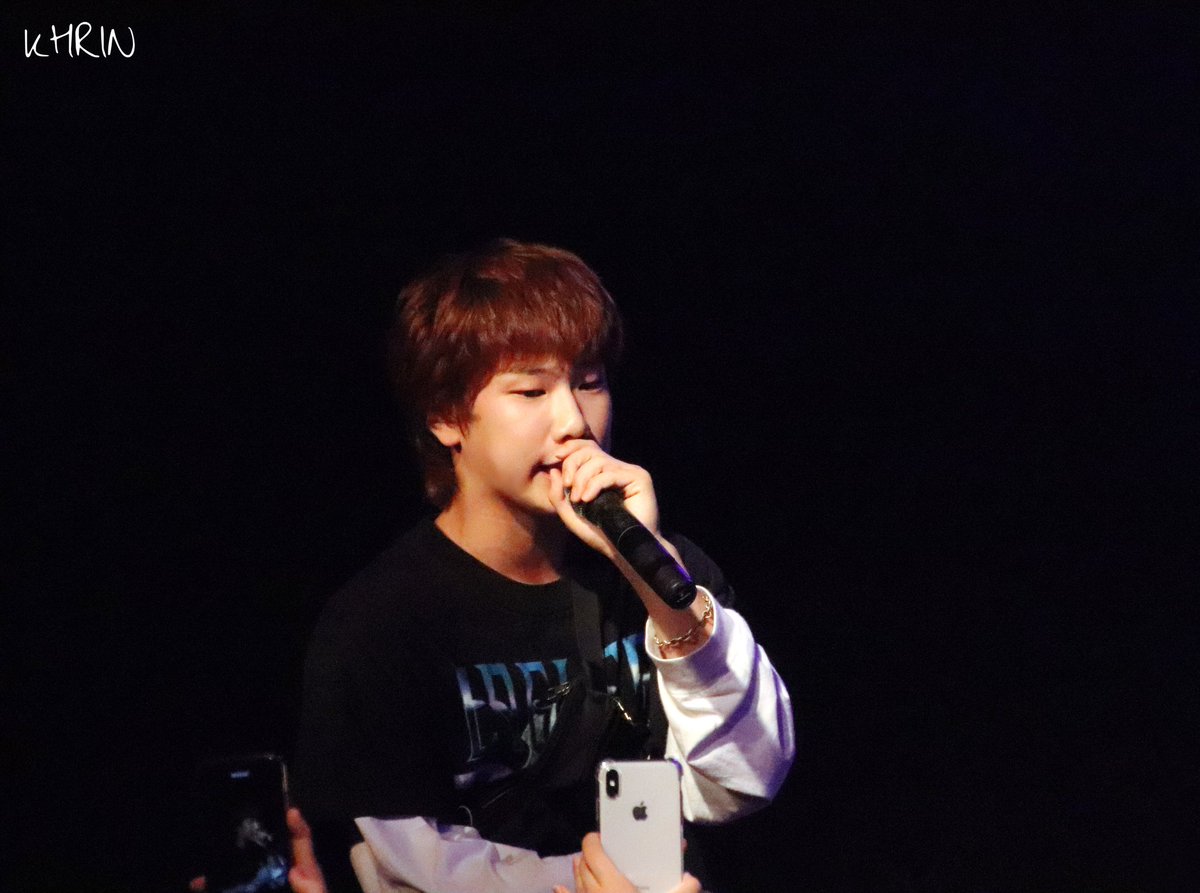 rin_36_'s tweet photo. 190824 SENTINEL 1st Live Show
s는 작게 죽여주고 A는 키워주기❤
#정현훈 #spAce #hyeonhoony https://t.co/iqxbFUvhJk