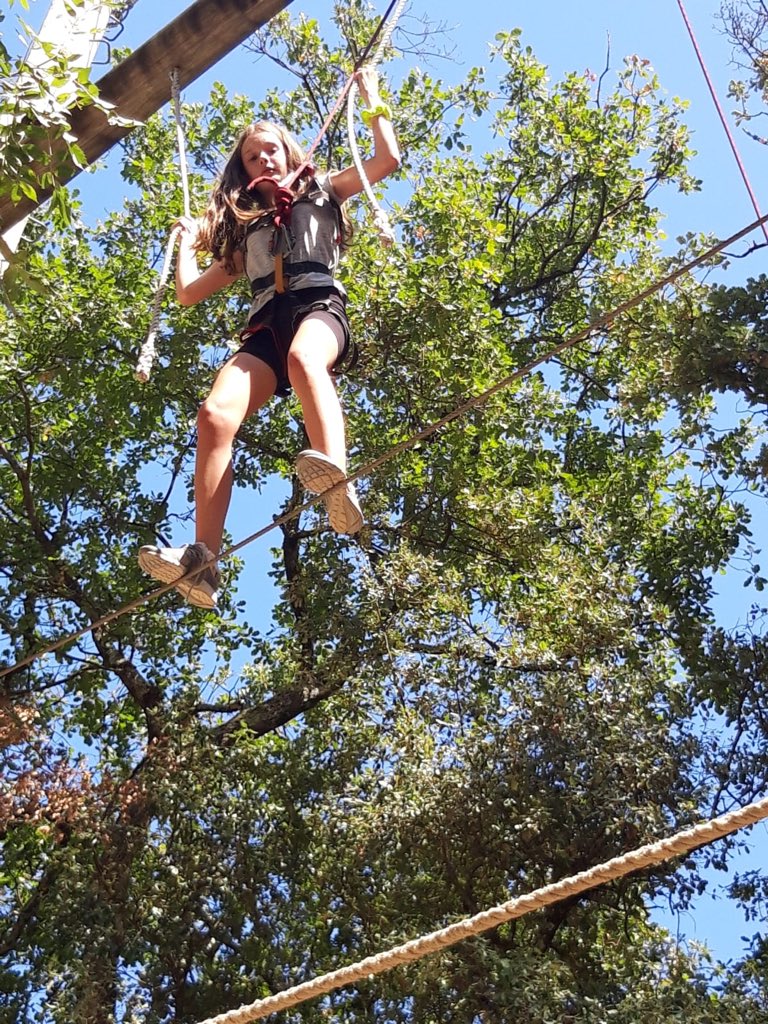 CHS_trips's tweet photo. High ropes - determined to conquer fears. #chsupdates #pgltravel https://t.co/ADJQyU26c6