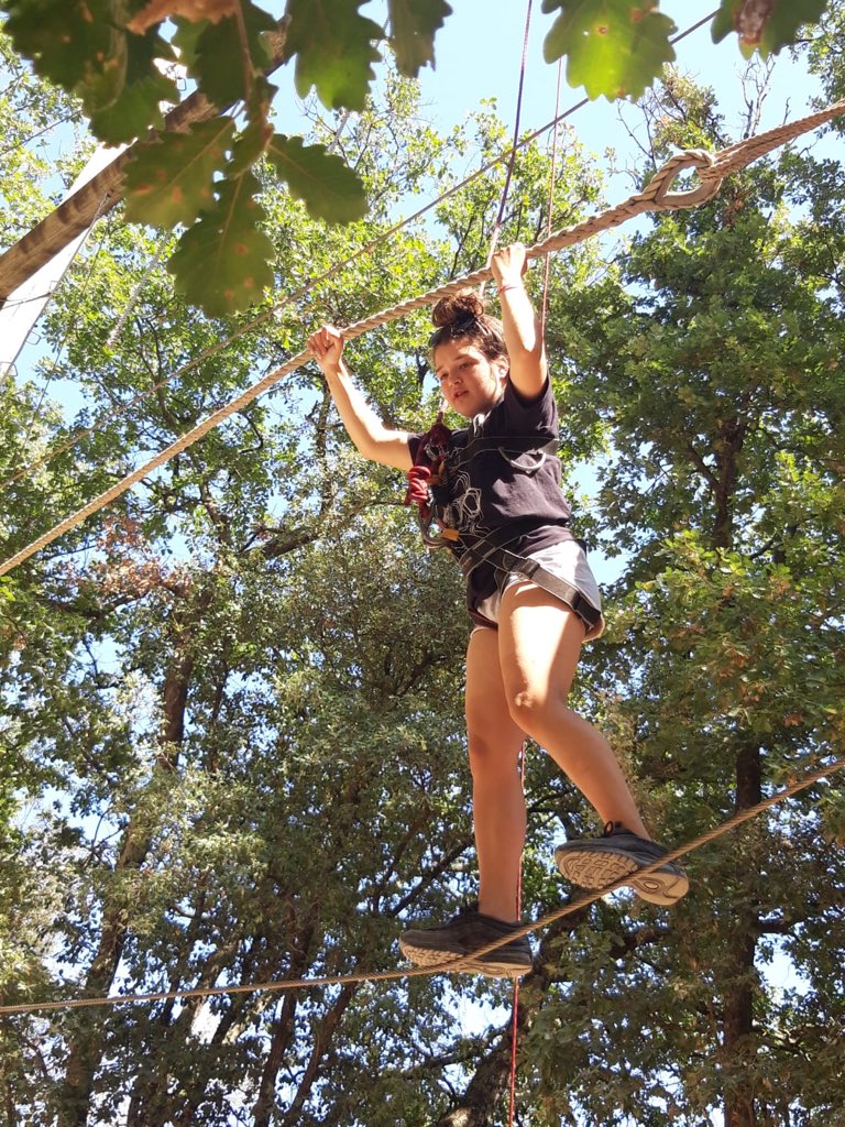CHS_trips's tweet photo. High ropes - determined to conquer fears. #chsupdates #pgltravel https://t.co/ADJQyU26c6