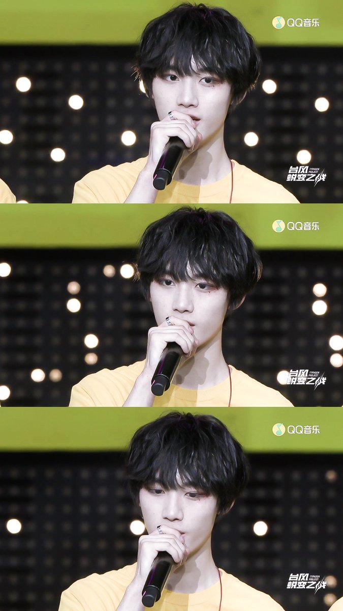 dingchengxin024's tweet photo. #台风少年团 #typhoonteens #丁程鑫   #딩청신  #ディンチェンシン #Dingchengxin #Chengxin #TF家族 #TFFamil
cr:logo 
In the debut performance tonight,he got the NO.2. https://t.co/RFpfAxEBOf