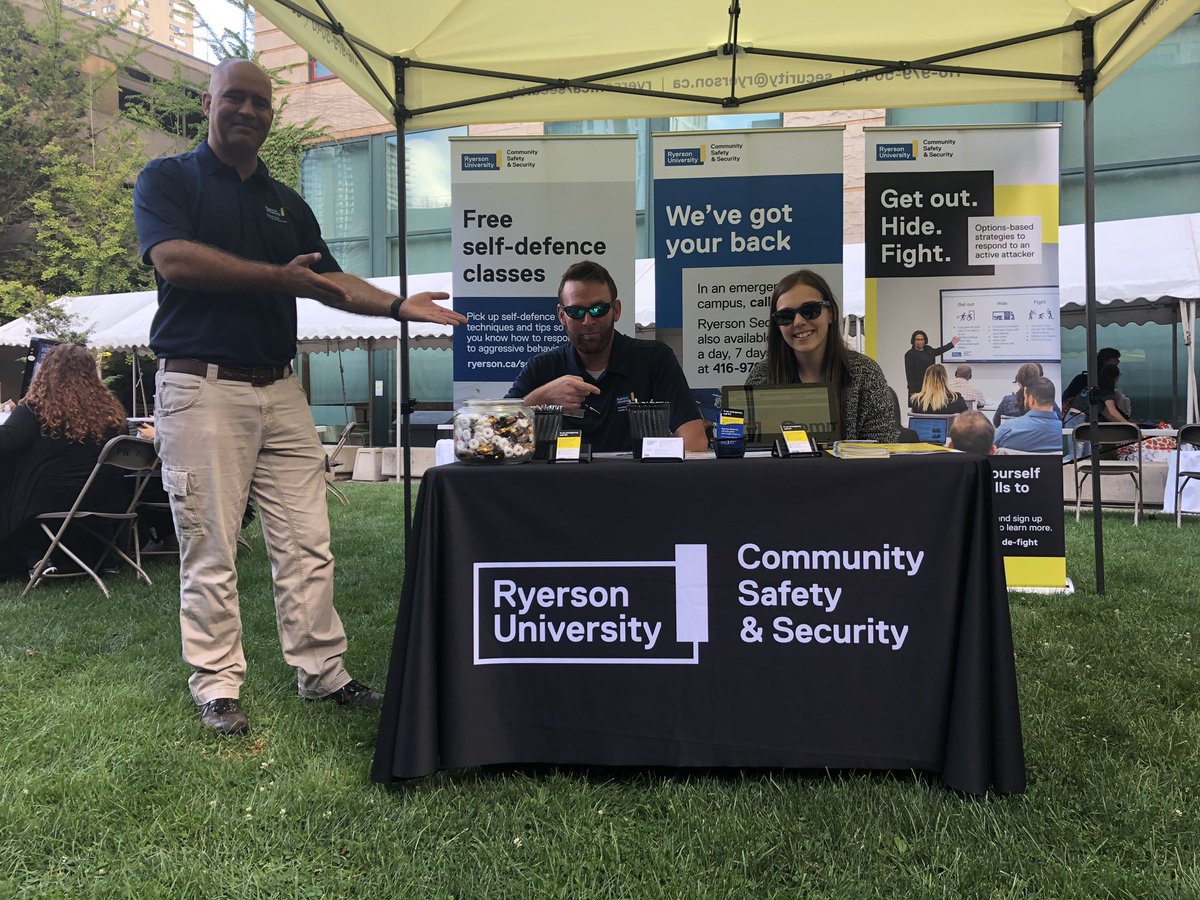 CPCEHollands's tweet photo. Happening now in #PitmanHall courtyard! It’s residence move-in day! Stop by with any questions you may have about your #Safety &amp; #Security at #RyersonU Our friendly staff will also be roaming around campus assisting where we can. #RyersonCommunitySafety https://t.co/axZ7zwSY1p