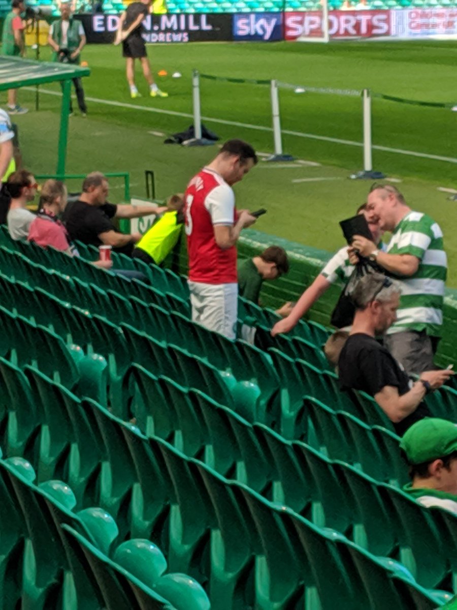 StandForCeltic's tweet photo. Ban him from all Scottish football grounds. https://t.co/LusOc4Fc73
