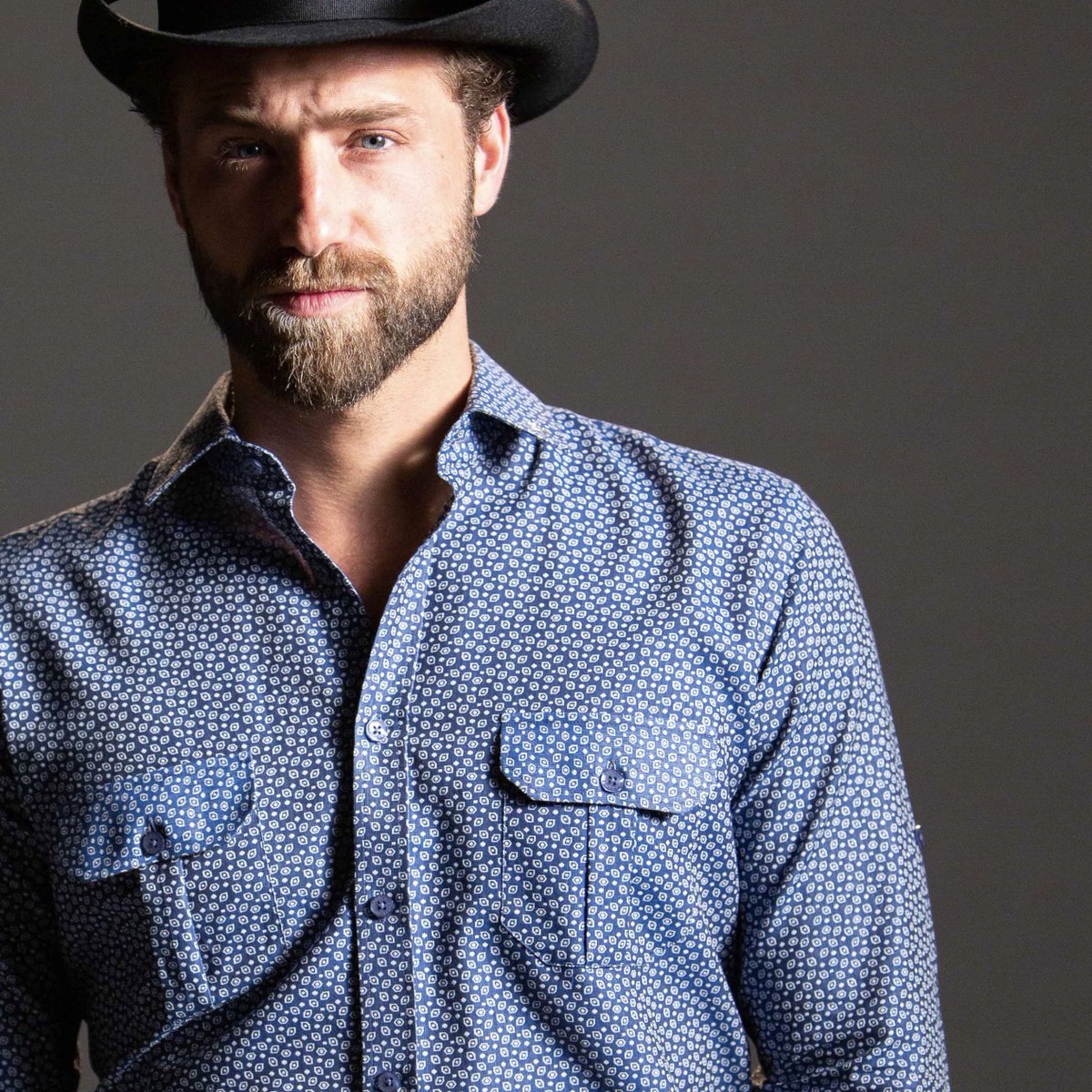 Wanted dead or alive…

SAM 04 / Bogosse.com

#Bogosse #mensstyle #mensfashion #menswear #menslifestyle #fashion #western