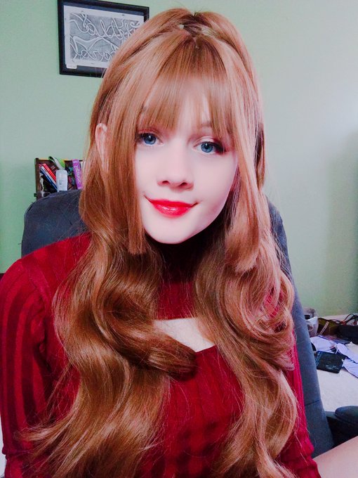 The contrasting facial expression makes me look like I could be the bully &amp; the one being bullied. Last<a href="/tag/instagram"class="tags"><span>#instagram</span></a><a href="/tag/cosplay"class="tags"><span>#cosplay</span></a>