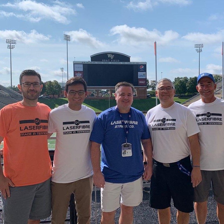 bigtimetennis's tweet photo. @WSOpen #9 is over. We smashed the previous record (521) by stringing 580 rackets. Only possible due to hard work stringing by @paul_yamane, @kin_r and Jon, + essential front desk help by Sandy and Mark. @mozi_tennis Stringing Team fueled by @laserfibre. #bigtime #tennis https://t.co/IpnoV9kowm