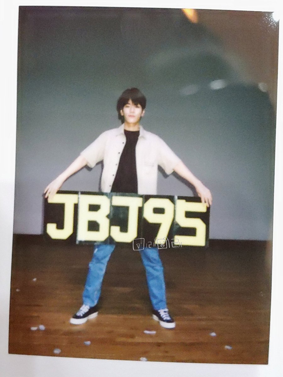 im_your_future's tweet photo. 190825 JBJ95 <SPARK> 팬사인회

🎊300일 축하해 젭꿍���들아💕🎊

#JBJ95 #켄타 #상균 #KENTA #SANGGYUN #けんた #サンギュン #SPARK #불꽃처럼 https://t.co/hpSZrtGAOU