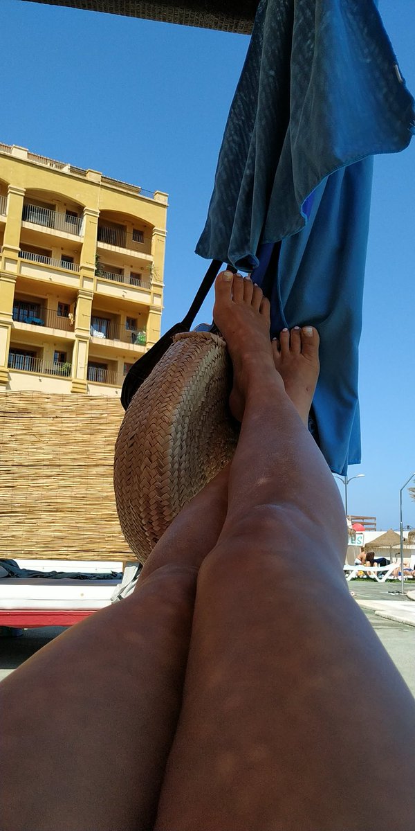 sandramediga's tweet photo. #nadando #estilo #troll lo que una #oye en la #piscina https://t.co/SvpChI63NH