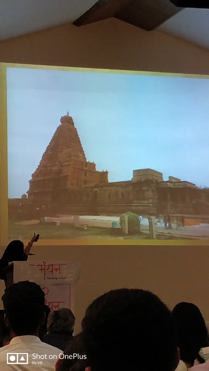 VinodBhandara's tweet photo. @live_manthan @ShefVaidya
108 dance postures carved on this temple with galleries at temples of Thanjavur.
#temple_architecture #Manthanlive #Nagpur @deshkar_ankita https://t.co/y2wk5o77p1