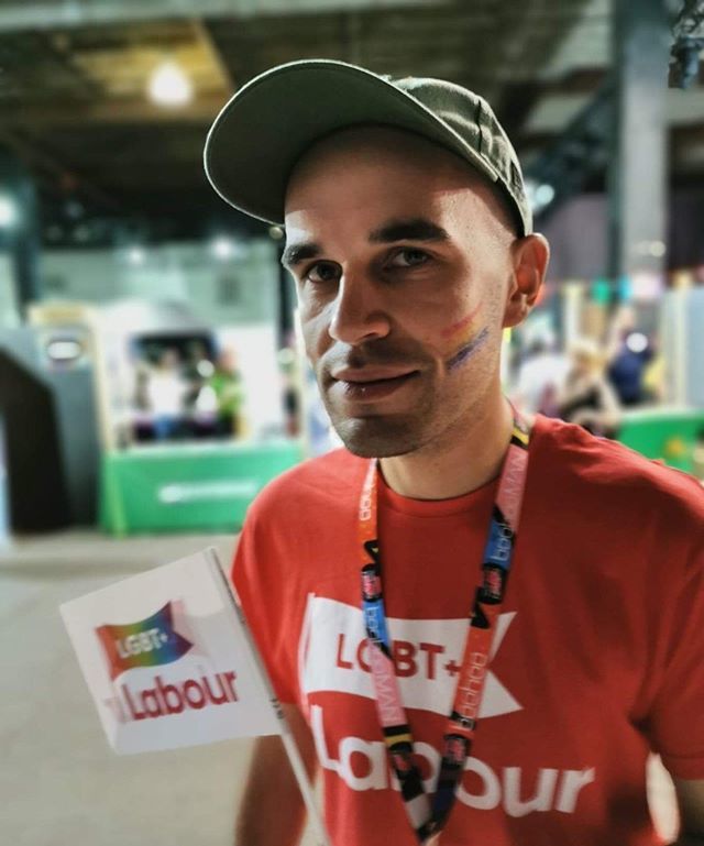 Schubone's tweet photo. 🏳️‍🌈 🌹 https://t.co/m89tadiaTX https://t.co/paO8n4rLKh