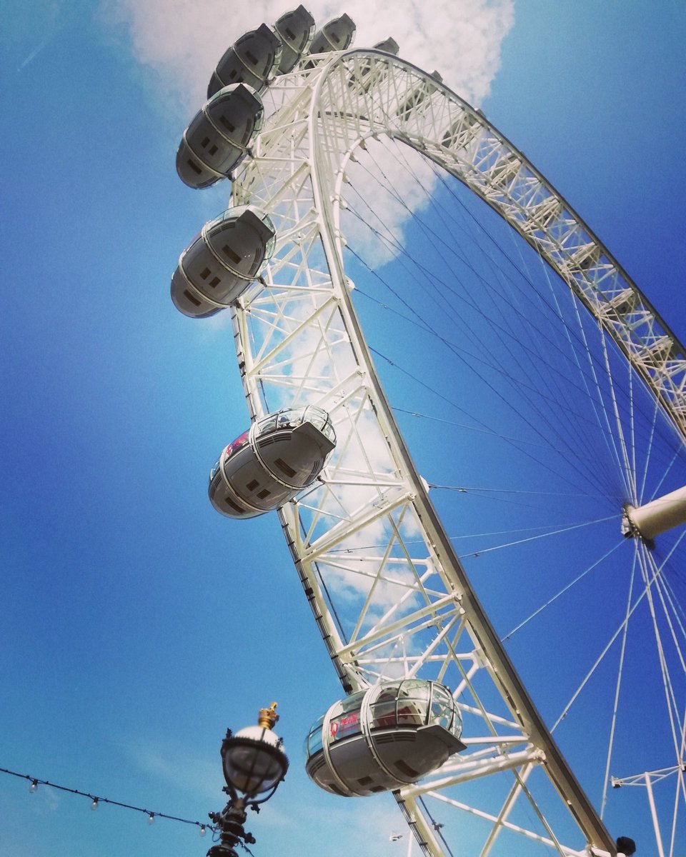 Artsy shot of the London Eye.. #summerinlondon