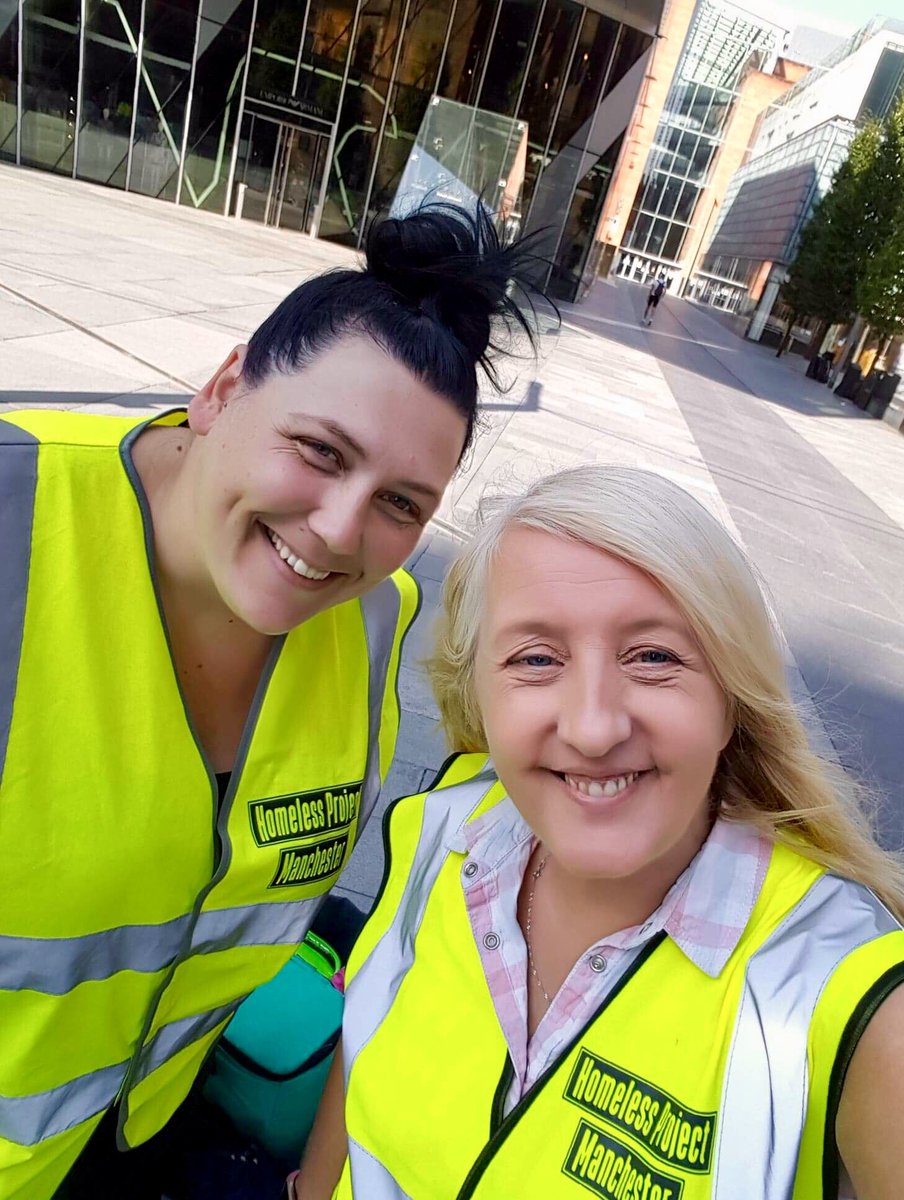 HPManchester's tweet image. Girl Power today 💪 Two of us walked around #Manchester helping @50 people.. gave out hot sausage muffins, sandwiches, toiletries,cold ribenas ,brews,treatbags and lots of lovely chats along the way ... also saw lots of street pets today 🐾 to help with food 🐶 #helpingothers