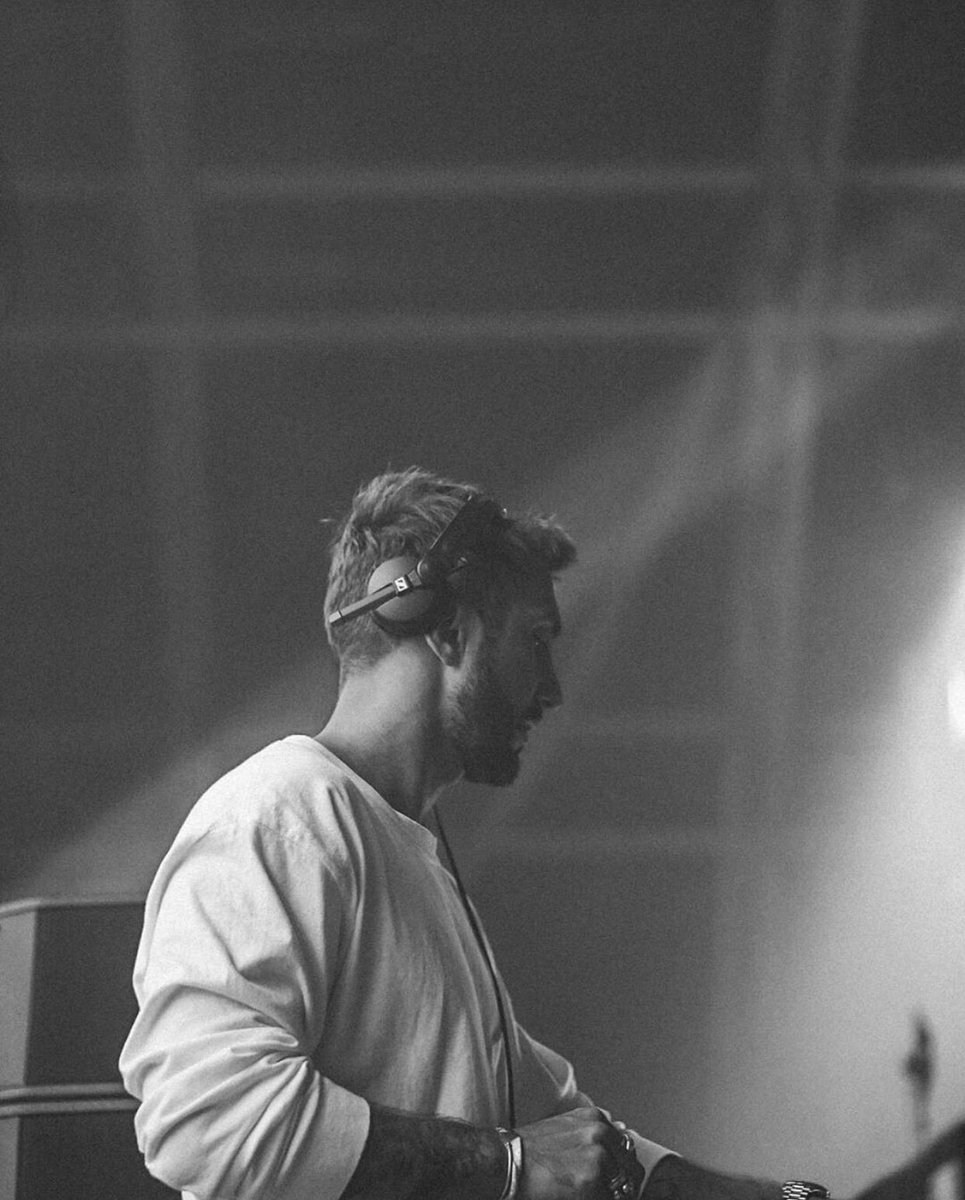 .<a href="/Creamfields/">Pepsi MAX presents Creamfields</a> you were mega! Probably my favourite one so far. Thanks to this bloke <a href="/petetong/">Pete Tong mbe</a> .. Managed to watch <a href="/SannaLaFleur/">La Fleur</a> and <a href="/feelmybicep/">B I C E P</a> too. But today is <a href="/MintWarehouse/">Mint Warehouse</a> and I can’t wait ❤️🔥🥳🤘😘 #sundayvibes #yorkshire #leeds #creamfields @M2KM_