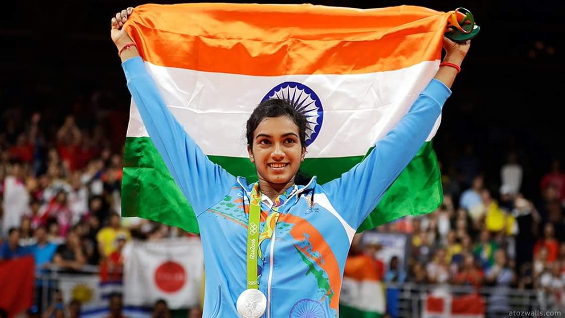 poshithgowda97's tweet photo. 🇮🇳 
PROUD OF YOU!!
GOLDEN GIRL🥇!!
#PVSindhu creates history becomes the FIRST Indian to win GOLD 🥇at #BWFWorldChampionships.
#BWFWC2019 #Basel2019 https://t.co/dFVS3Lf9wP