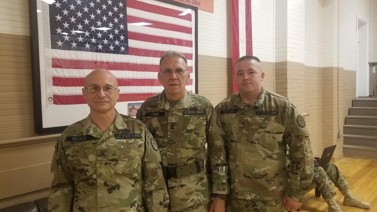 SCSGMOPS's tweet photo. CSM Ken Cabe and the cadre at the Francis Marion Reception Company held classes throughout the weekend for new recruits with instruction on basic #SCStateGuard operations, drill, rank structure, and putting together a "Go Bag" for deployments. #TrainedAndReady #SCSG https://t.co/znsxTZET87