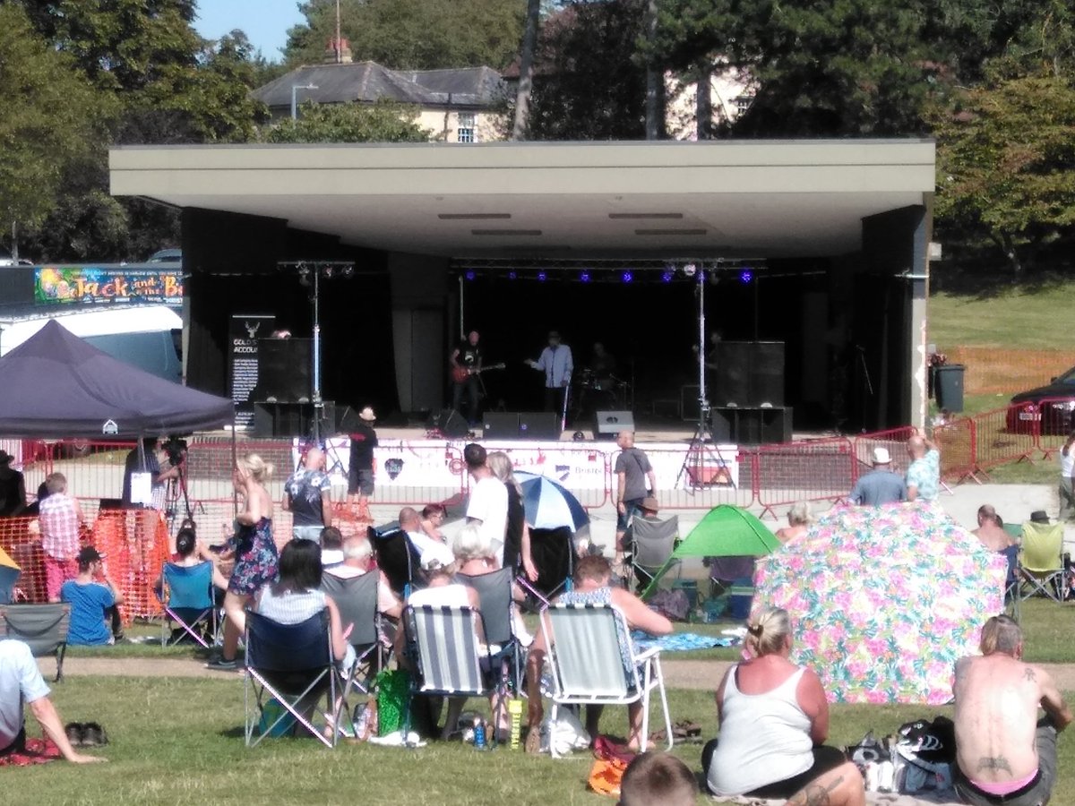 Harlow Cycling Page tweet media