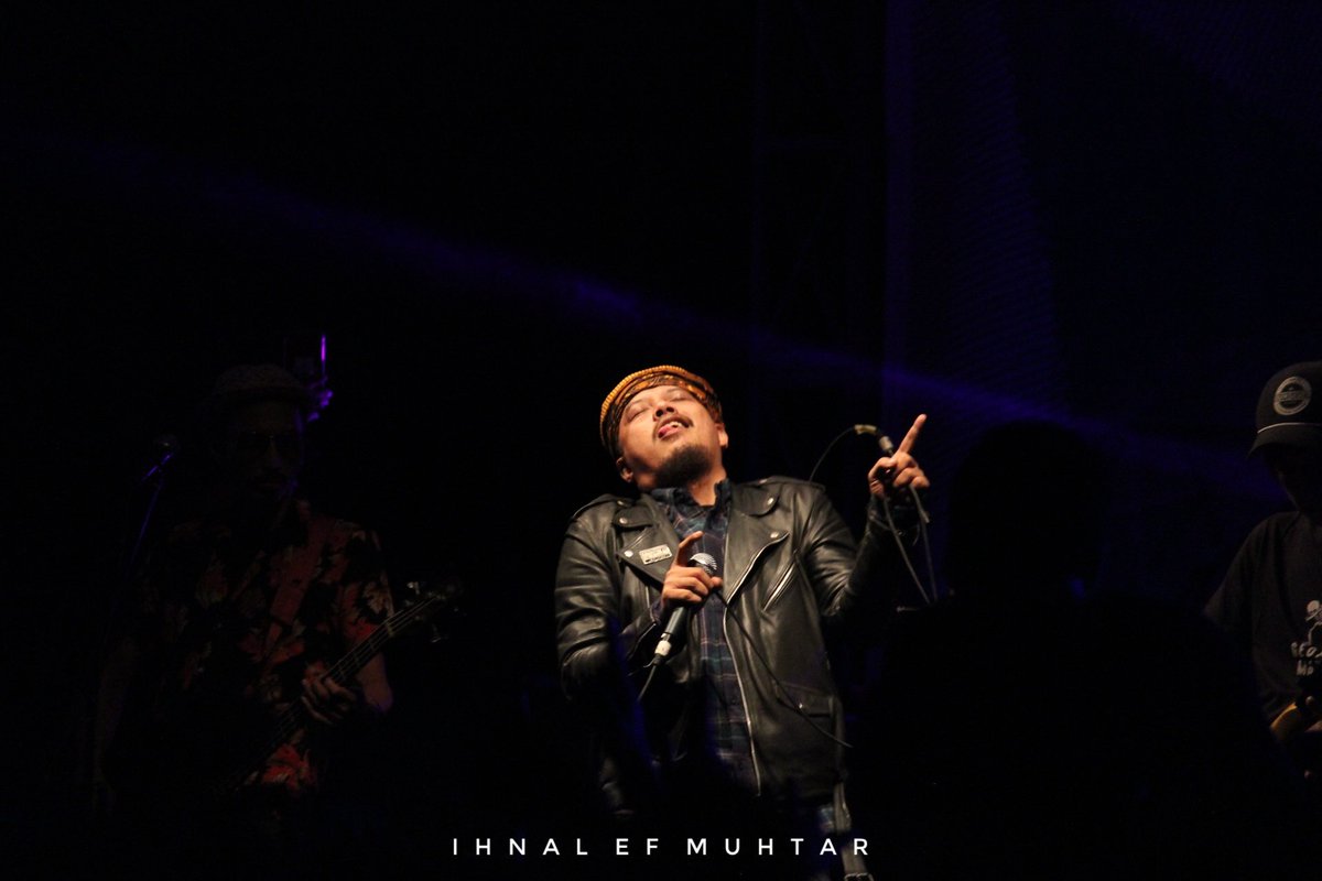 Band dangdut sesungguhna mah ieu dong..