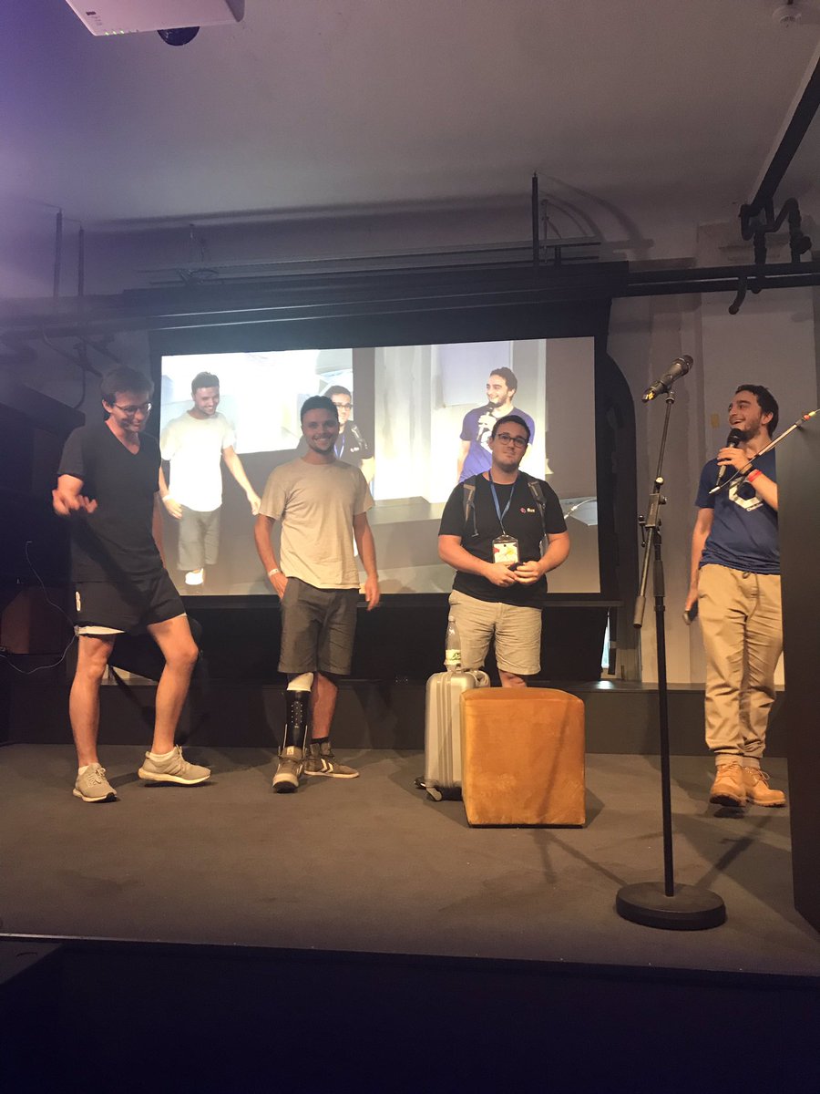 dod_berlin's tweet image. Three prizes from @chainlink this year! Congrats to all the teams! #Zwei