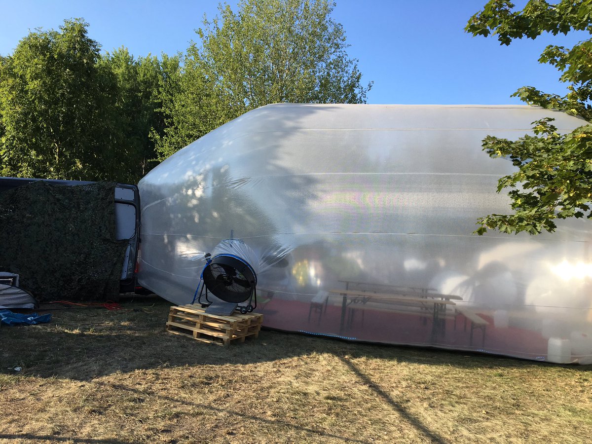 c3ma's tweet photo. Since many of you asked us about this big bubble in the #FraMa village:
It is part of the "Begeisterbus" from the @begeisterhaus and e.g. used to improve media literacy in schools. The bus also features a mobile Makerspace (including a laser cutter, 3D printer, Laptops,...) https://t.co/YwCO9Gz0mF