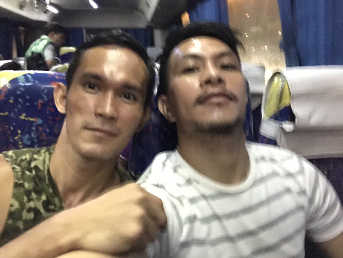 JunMarasigan06's tweet photo. Mr. Pak meets Mr. @tantanbeercan
Gwapings talga grabe.
Nice to meet you.
#MrPak #TheUnpakable https://t.co/wzcFyFpVyx