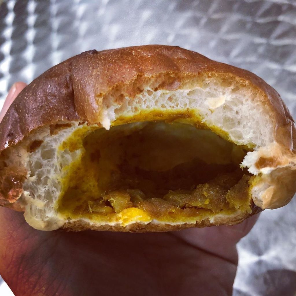 tonythay's tweet image. The great void. 
Where is the rest of the potatoes inside what is a supposedly a curry potato bun?
.
.
.
.
.
#bread #curry #potato #potatoes #buns #food #foodporn