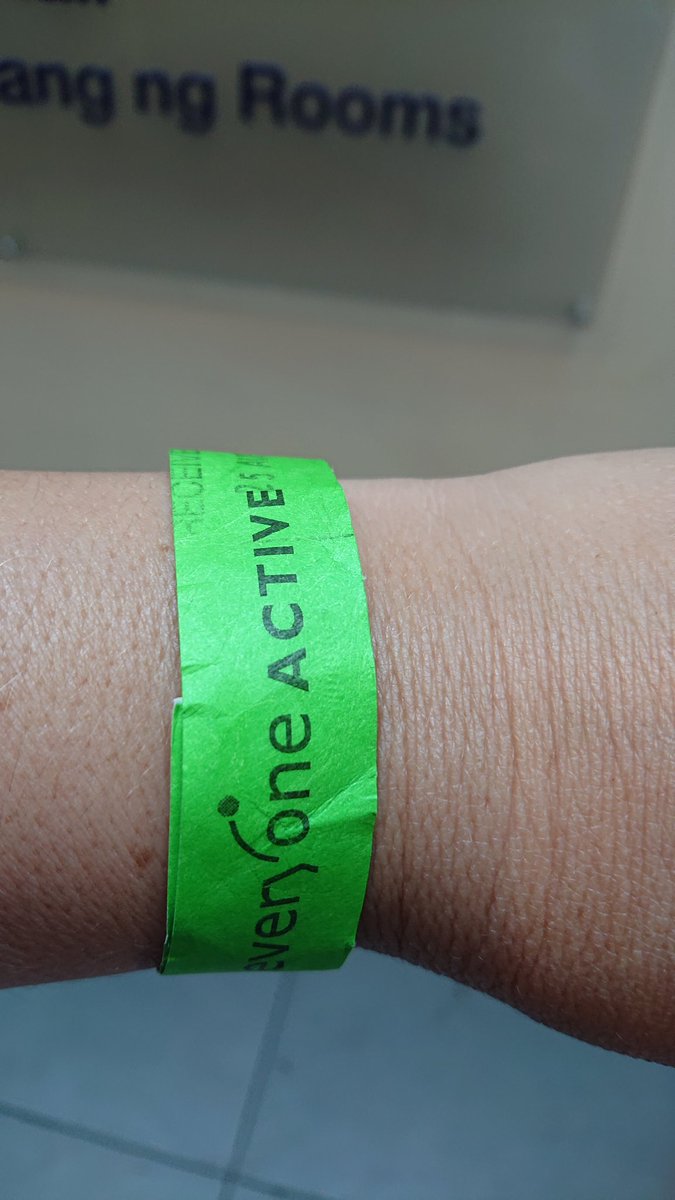 BecksBDaniels's tweet photo. Swimming with the little people π #NursesActive #familyactive #WeActiveChallenge19 https://t.co/kGBPGS7zbV
