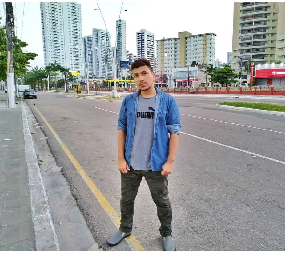 VitorCo44072011's tweet photo. Amigo bate uma foto minha 😒

Foto quê ele bateu// quê eu bati https://t.co/ygYhFGATjO