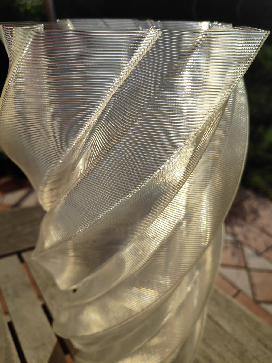 3DPrinTek's tweet photo. #3Dprinting today:
Candy twist vase by @martin_hawkes_1 

1mm nozzle 0.8mm layer height
#spaghettiprinting

A wonderful Sunday to all you incredible people out there!

Enjoy ! https://t.co/sZ1qLjMYEv