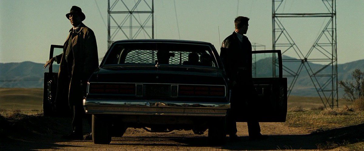 LostInFilm's tweet photo. 'Se7en' (1995, David Fincher). Cinematography: Darius Khondji. https://t.co/2gJXlN9TAK