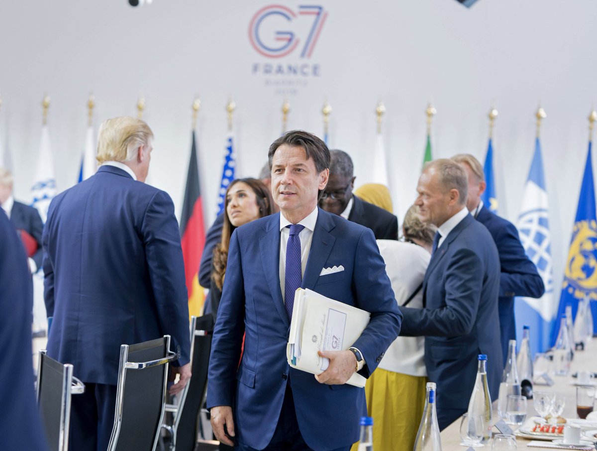 GiuseppeConteIT's tweet photo. L’Italia aumenterà il suo contributo al Fondo Globale per la lotta ad AIDS, Tubercolosi e Malaria per il 2020/22. Ridurre le diseguaglianze, rafforzare i sistemi sanitari dei Paesi in via di sviluppo e porre fine alle epidemie sono priorità che dobbiamo perseguire #G7Biarritz https://t.co/268FBEDbIF