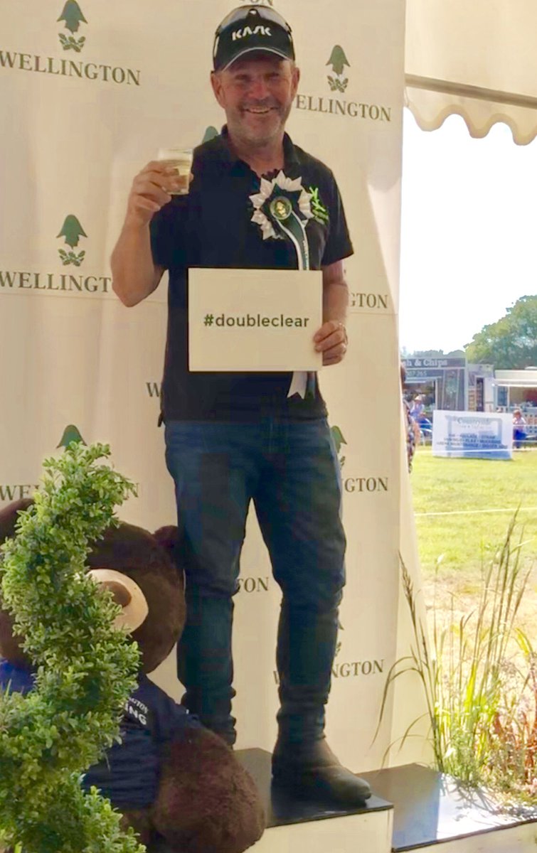 warrenlamperd's tweet photo. Thankyou @wellingtonht for an awesome event, loved the weekend here and my horses did too, see you next year! π€ #doubleclear #eventing https://t.co/BmBqbVSCKy