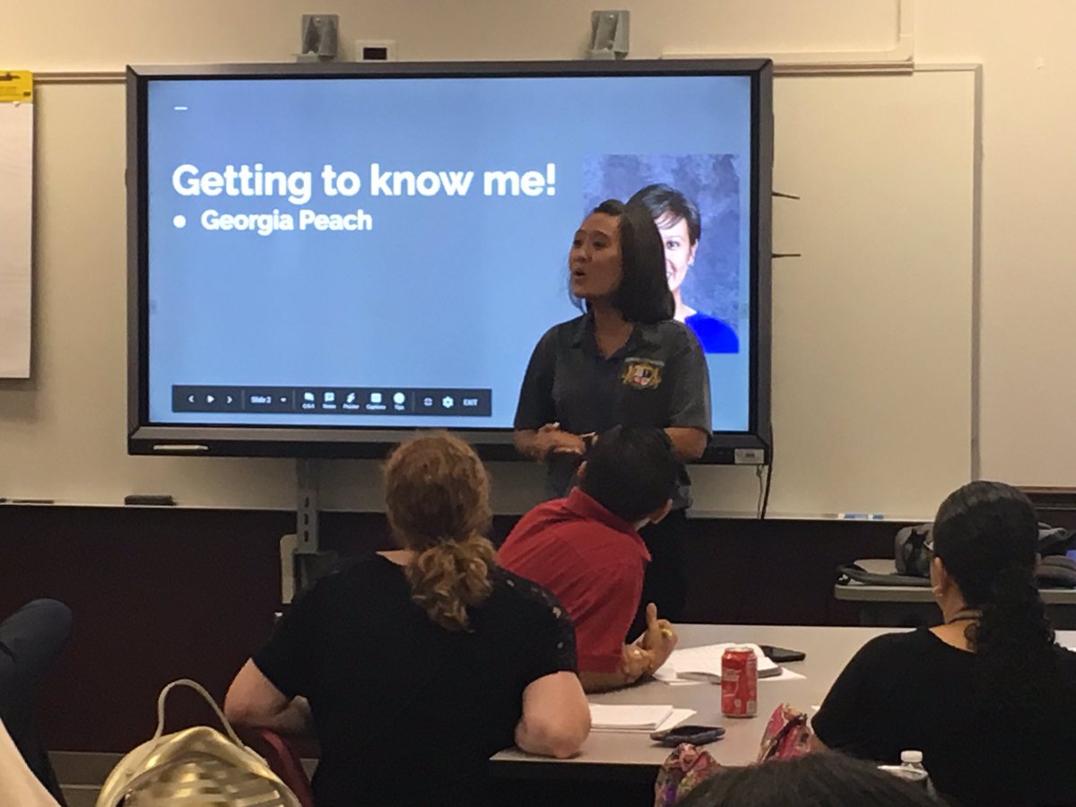 MrPayamps's tweet photo. The pride is indescribable. @DualUnidos had 3 teachers, 2 academic coaches, and 2 administrators selected to present at #gogadii2019. https://t.co/E61I59khyX